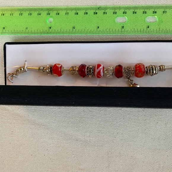 Chunky Red Glass Bead Metal Bracelet - Picture 7 of 15